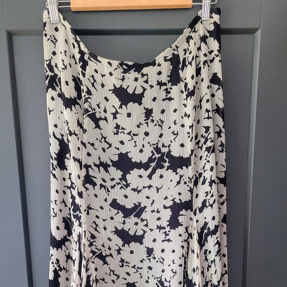 Women's Ralph Lauren Black Ivory  Silk Asymmetrical MidiSkirt Size 16 - Picture 2 of 9